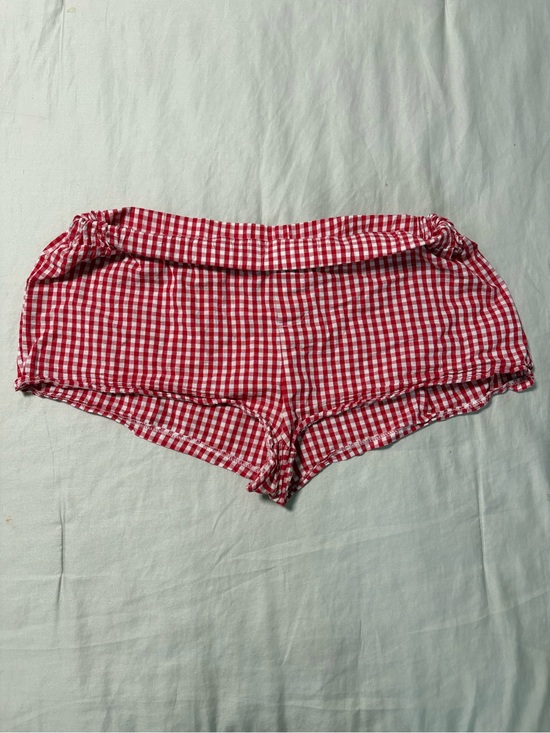 Edikted Pants - Edikted Red and White Gingham Women's Shorts